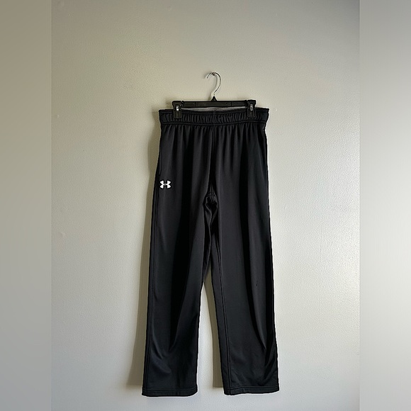 Under Armor Black Loose Coupe Sweatpants Size Large - Picture 1 of 3